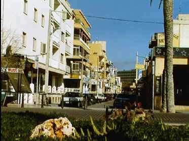 P032-004.jpg (84495 Byte)