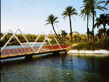 P032-006.jpg (79324 Byte)