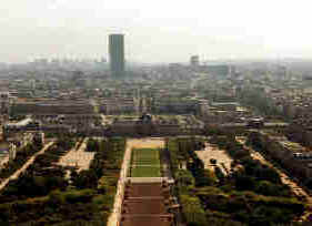 Paris02.jpg (77903 Byte)